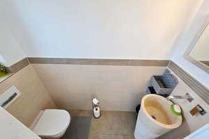 WOHNEN IN MAINZ-DRAIS - EINFAMILIENHAUS MIT DACHTERRASSE, GARAGE UND HOMEOFFICE-MÖGLICHKEIT – Die vollständige Adresse der Immobilie erhältst du vom Anbieter., 55127 Drais, Mainz – Vorschaubild 4
