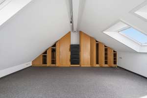 Helle Maisonettewonung schick & modern mit ++Panorama-Terrasse++Tiefgarage++ – Die vollständige Adresse der Immobilie erhältst du vom Anbieter., 71229 Leonberg – Vorschaubild 13