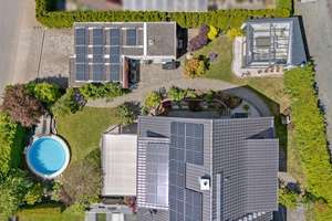 Raumwunder! Energieeffizientes Einfamilienhaus mit traumhaftem Garten, Wintergarten und Pool – Die vollständige Adresse der Immobilie erhältst du vom Anbieter., 95490 Mistelgau – Vorschaubild 24