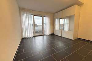 Komfortable 3-Zimmer-Wohnung mit Einbauküche, Süd-Ost-Balkonen und Außenstellplatz – Die vollständige Adresse der Immobilie erhältst du vom Anbieter., 53125 Röttgen, Bonn – Vorschaubild 4