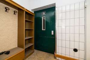 Büroflächen, Neubauwohnungen oder Einzelhandel - ein Objekt, zahlreiche Nutzungsmöglichkeiten – Die vollständige Adresse der Immobilie erhältst du vom Anbieter., 97631 Bad Königshofen im Grabfeld – Vorschaubild 7