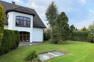 Wunderschönes repräsentatives Haus mit Nebengebäude im Vogtland – Die vollständige Adresse der Immobilie erhältst du vom Anbieter., 8606 Oelsnitz/Vogtland – Vorschaubild 14