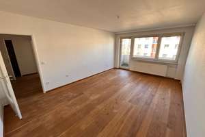Renoviertes Zuhause mit zwei Zimmern, Balkon und EBK in Hannover Misburg – Seckbruchstraße 15, 30629 Misburg-Nord, Hannover – Vorschaubild 2