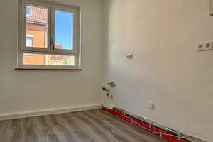 Erstbezug nach Sanierung - 4 Zimmer Wohnung in Stuttgart-Untertürkheim – Die vollständige Adresse der Immobilie erhältst du vom Anbieter., 70327 Untertürkheim (Ortsteil), Stuttgart – Vorschaubild 8