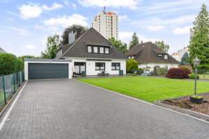 Bremen - Osterholz | Freistehendes Haus mit Schwimmbad und Sauna – Die vollständige Adresse der Immobilie erhältst du vom Anbieter., 28325 Tenever, Bremen – Vorschaubild 3