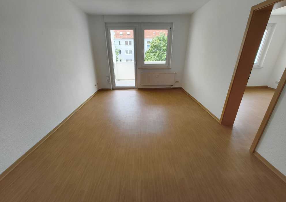 2-Zimmer-Wohnung mit großem Balkon