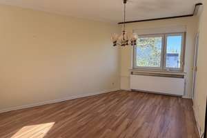 2-Zimmer-Eigentumswohnung mit Balkon. – Die vollständige Adresse der Immobilie erhältst du vom Anbieter., 42651 Solingen-Mitte, Solingen – Vorschaubild 2
