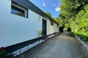 Wohnen im Grünen,  sonniges Haus mit tollem Garten – 70437 Freiberg, Stuttgart – Vorschaubild 2
