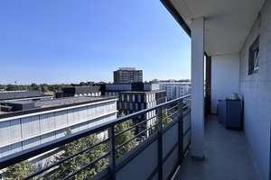 Tolle Stadtwohnung mit Weitblick, 3 gr. Balkone, Klimaanl., off. Wohn-/Essber., Aufzug, TG-Stellpl. – Die vollständige Adresse der Immobilie erhältst du vom Anbieter., 40474 Golzheim, Düsseldorf – Vorschaubild 13