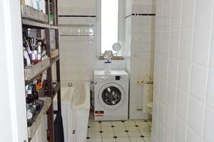 Schöne, sanierte Drei-Zimmer-Altbauwohnung mit Aufzug nahe U-Bahnhof Birkenstraße! – Oldenburger Straße 00, 10551 Moabit, Berlin – Vorschaubild 3