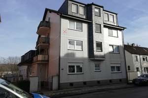 Gepflegte Wohnung mit dreieinhalb Zimmern und Balkon in Oberhausen