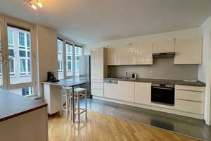 Helle, moderne 3,5-Zimmer Wohnung an der Münchner Freiheit.  Von Privat. – Siegesstr. 15, 80802 Schwabing-Ost, München – Vorschaubild 5