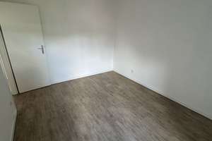 Attraktive 3,5-Zimmer-Dachgeschosswohnung in Duisburg – Freidrich-Wilhelm-Str. 24, 47051 Dellviertel, Duisburg – Vorschaubild 12