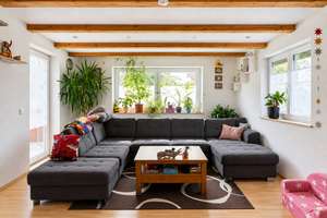 Einfamilienhaus mit großem Grundstück, Garten, vier Garagen und Nebengebäuden in Theres-Buch bei Haß – 97531 Theres – Vorschaubild 13