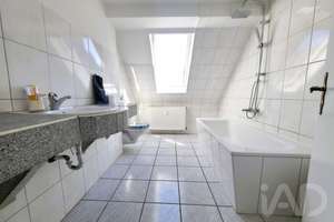 Attraktive Dachgeschosswohnung: Wohnen mit Charme in Bochum – Bergener Str. 199, 44807 Bergen/Hiltrop, Bochum – Vorschaubild 9
