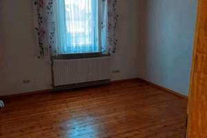 Viel Platz in Kostheim: Mehrfamilienhaus mit 9 Zimmern – Die vollständige Adresse der Immobilie erhältst du vom Anbieter., 55246 Mainz-Kostheim, Wiesbaden – Vorschaubild 11