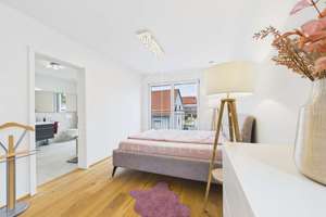 Neuwertige 5-Zimmer-Doppelhaushälfte mit KNX, PV-Anlage & Doppelgarage – Die vollständige Adresse der Immobilie erhältst du vom Anbieter., 90613 Großhabersdorf – Vorschaubild 10
