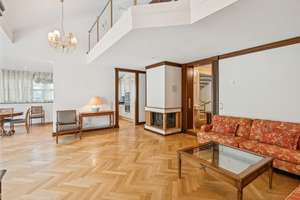 Prinz-Ludwigs-Höhe: Stilvolle, sehr ruhig gelegene Maisonettewohnung mit "Haus im Haus"-Charakter – Die vollständige Adresse der Immobilie erhältst du vom Anbieter., 81479 Thalkirchen, München – Vorschaubild 4