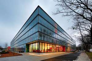 Exklusiv-Apartment mit Möblierung - fertig zum Einziehen - Am Olympiapark