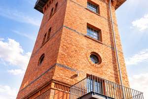 Einzigartiger Wasserturm mitten in Berlin