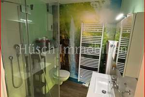 **huesch-immobilien.de**
Charmante 3.5-Zimmer-Dachgeschosswohnung mit Balkon in Essen-Schonnebeck – Die vollständige Adresse der Immobilie erhältst du vom Anbieter., 45309 Schonnebeck, Essen – Vorschaubild 13