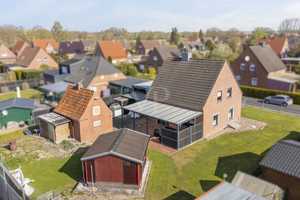 Familienfreundliches Zuhause in ruhiger Lage – modernisiert mit Wohnmobil-Carport & Nebengebäude – Aurich (Kreis) – Vorschaubild 3