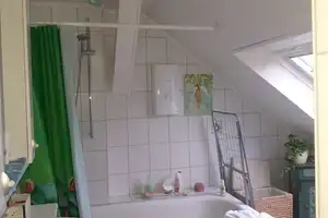 3kl.zi. dachwohnung möbliert ab 1.9./1.10.2025 – Karlsruhe – Vorschaubild 3
