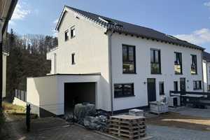 Hier ist Platz für alle! Neubau für die ganze Familie mit Garten, Terrasse, Balkon und Garage – Weienhard 22a, 53783 Rhein-Sieg-Kreis – Vorschaubild 3