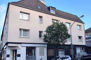 Frisch tapezierte 3-Zimmer Dachgeschosswohnung in Duisburg-Neudorf
