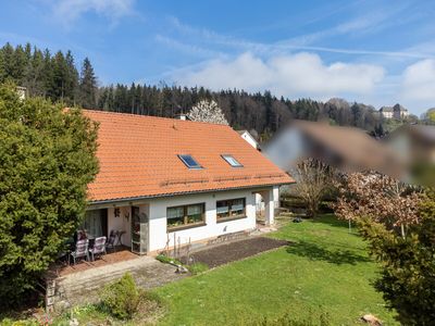 Einfamilienhaus mit großem Garten und Doppelgarage in ruhiger Lage von Eisenburg
