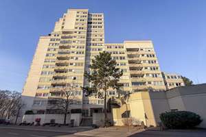 ***Möblierte 75 m² Whg. (2,5) LINDENHOF direkt am RHEIN mit Pool im 18. OG + Einbauküche + Balkon – Hauptstraße 293-299, 51143 Porz (Ortsteil), Köln – Vorschaubild 32