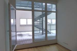 54 m² großes Wohnzimmer!!! - Exklusive 4-Raum-Maisonette mit vielen Extras – Ulmenstr. 3b, 9112 Kaßberg, Chemnitz – Vorschaubild 12