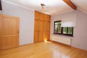 * LARGE SINGE FAMLIY HOME * 
ca. 220 m² / 2386 ft², 5 Bed, 2.5 Bath, 3 Garage, Yard – Rheingau-Taunus-Kreis – Vorschaubild 23