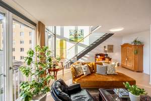 Lichtfülle über den Dächern der Stadt: Loftartige Maisonette mit Dachterrasse – Die vollständige Adresse der Immobilie erhältst du vom Anbieter., 80335 Marsfeld, München – Vorschaubild 3