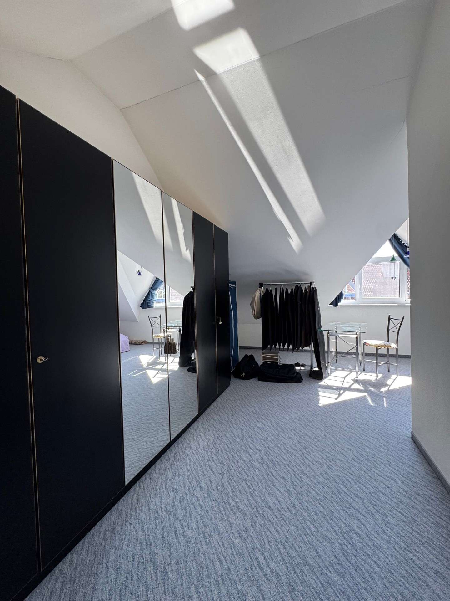 Immobilie in Ismaning - LEBEN IN ISAR NÄHE - Wunderschönes 5-Zimmer-Reihenhaus in Ismaning - Bild 2