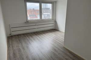 Anfragen nur per E-Mail. Ab sofort 2-Zimmer-Wohnung mit Balkon und Einbauküche/ Hochschulnähe – Bürgermeister-Smidt-Straße 34, 27568 Mitte, Bremerhaven – Vorschaubild 4