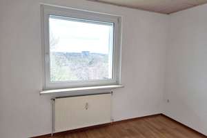 Attraktive 4-Zimmer-Wohnung mit Weitblick in Kirchrode! – Lange-Feld-Straße 43, 30559 Kirchrode, Hannover – Vorschaubild 7