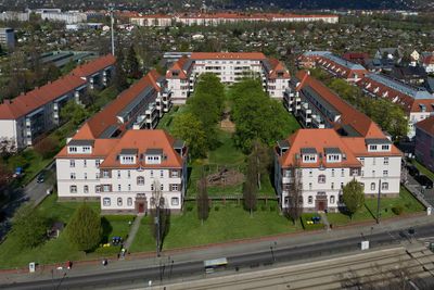 Elegante 2-Zimmer-Wohnung im wunderschönen Wohnpark Kastanienhof Dresden