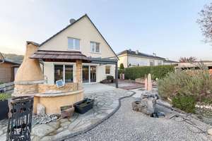 Wohnen mit Komfort in Wahlscheid: Einfamilienhaus mit Kamin, Garten und moderner Küche – Die vollständige Adresse der Immobilie erhältst du vom Anbieter., 53797 Lohmar – Vorschaubild 17