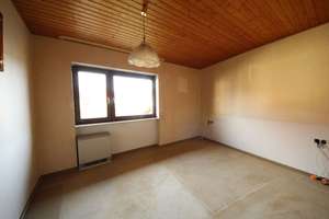 Großzügiges Anwesen - Wohnhaus u. Nebengebäude u. über 1.700 m² Grundstück - ideal für ihr Hobby ... – Die vollständige Adresse der Immobilie erhältst du vom Anbieter., 74838 Limbach – Vorschaubild 19