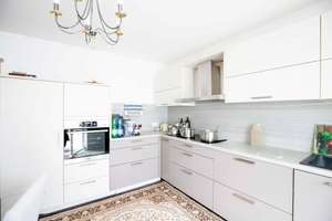 zu verkaufen!!! Einfamilienhaus mit Einliegerwohnung in Ingolstadt-Unterhaunstadt- Preis auf Anfrage – Die vollständige Adresse der Immobilie erhältst du vom Anbieter., 85055 Oberhaunstadt, Ingolstadt – Vorschaubild 2