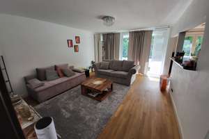 Attraktive 4-Zimmer-Wohnung mit Balkon im 3. OG in Hamburg-Lokstedt – Die vollständige Adresse der Immobilie erhältst du vom Anbieter., 22529 Lokstedt, Hamburg – Vorschaubild 1