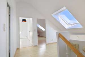 Helle lichtdurchflutete Wohnräume auf 2 Etagen incl. Aufzug 6. Stock – Die vollständige Adresse der Immobilie erhältst du vom Anbieter., 65195 Westend / Bleichstraße, Wiesbaden – Vorschaubild 6