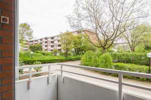 Attraktive 4-Zimmer-Wohnung mit großzügiger Sonnen-Terrasse – Hamburg – Vorschaubild 10