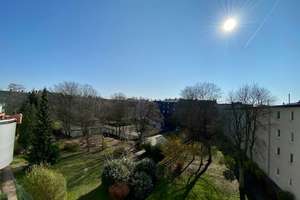 *ab 01.08.*  3-Zimmer-Dachgeschoßwohnung mit bodentiefen Sprossenfenstern und Balkon – Fröbelstr. 94, 47053 Hochfeld, Duisburg – Vorschaubild 13