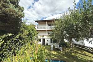 Top gepflegtes 3-Familienhaus mit schönem Garten - Oberthal – Die vollständige Adresse der Immobilie erhältst du vom Anbieter., 66649 Oberthal – Vorschaubild 1