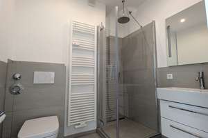 2-Zi.-Whg. (Rücklage ca. 16.600,- €) modernisiert und mit Balkon in Pempelfort – Die vollständige Adresse der Immobilie erhältst du vom Anbieter., 40479 Pempelfort, Düsseldorf – Vorschaubild 8