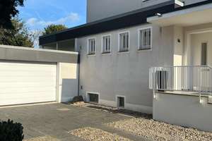 "Stadtvilla"-Feeling in Dinslaken-Stadtmitte – Einfamilienhaus mit traumhaftem Garten und Terrasse – wilhelmlantermannstrasse 86, 46535 Dinslaken – Vorschaubild 5