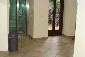 Altbau-Highlight in der Maxvorstadt: Stilvolle 2‑Zimmer‑Wohnung mit gläsernem Lift – provisionsfrei – Die vollständige Adresse der Immobilie erhältst du vom Anbieter., 80335 Sankt Benno, München – Vorschaubild 9