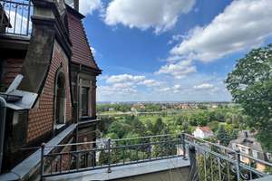 * Rarität am Elbhang mit Blick über Elbe und Dresden * ID: 1728 *